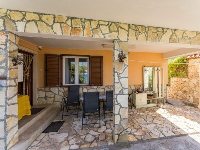 Apartment Apartments Kukljica - two bedroom apartment - Outdoor photo 3