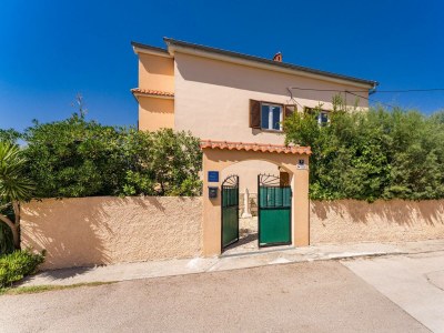 Apartment Apartments Kukljica - two bedroom apartment - Outdoor photo 7