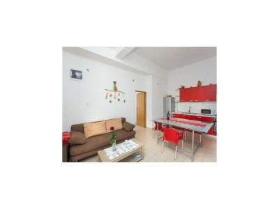 Apartment 2 bedroom apartment with Sea view - Features photo 11