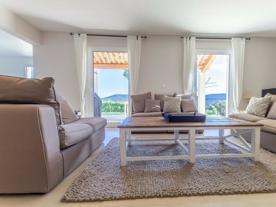 Villa La Gaoute (9p) with pool at French Riviera - Features photo 19