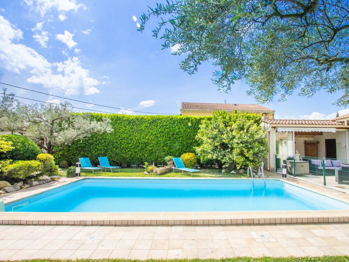 Holiday house Maillane (6p) with pool in Maillane - Provence - Outdoor photo 3