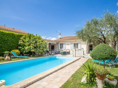Holiday house Maillane (6p) with pool in Maillane - Provence - Outdoor photo 2