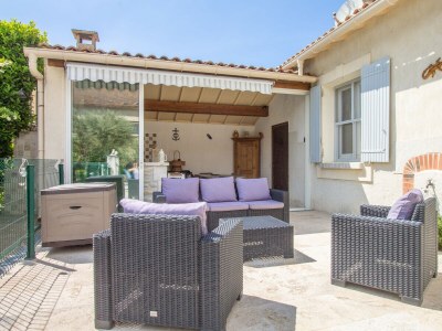 Holiday house Maillane (6p) with pool in Maillane - Provence - Outdoor photo 7