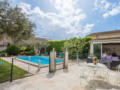 Holiday house Maillane (6p) with pool in Maillane - Provence - Outdoor photo 10