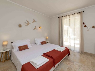 Villa Maison Belleviste - private swimming pool within w - Features photo 19