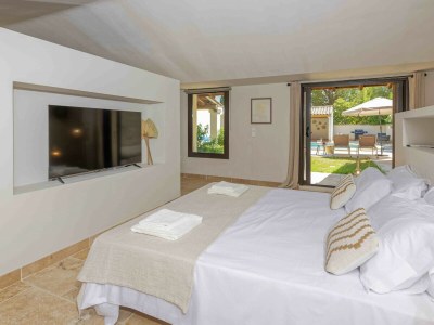 Villa Maison Belleviste - private swimming pool within w - Features photo 26