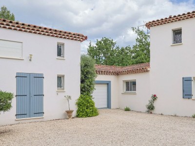 Villa Mas des Ecureuils (8p) with pool in Provence - Outdoor photo 14