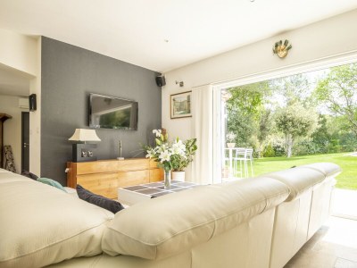 Villa Mas des Ecureuils (8p) with pool in Provence - Features photo 19