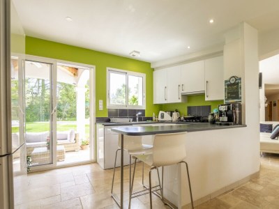 Villa Mas des Ecureuils (8p) with pool in Provence - Features photo 22