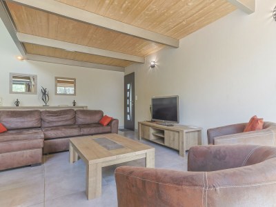 Villa Ousidou (8p) with pool in Avignon - Features photo 11