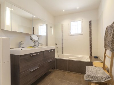 Villa Soleil de Provence - Features photo 33