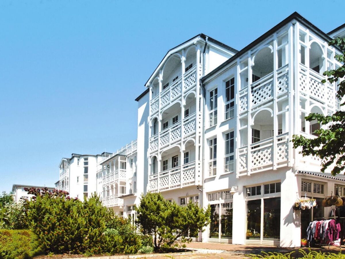 Apartment Ferienwohnungen im Seepark Sellin - Outdoor photo 2