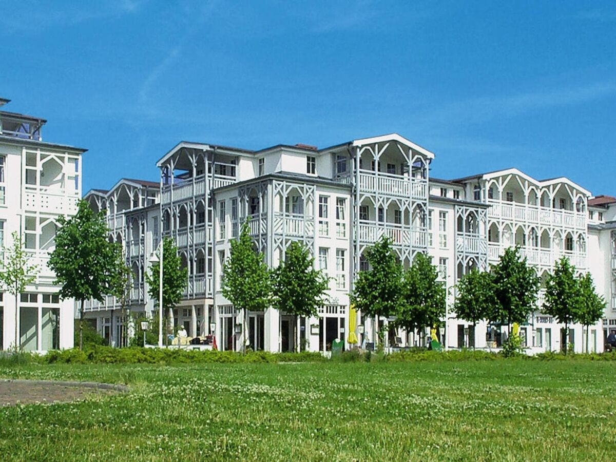 Apartment Ferienwohnungen im Seepark Sellin - Outdoor photo 2