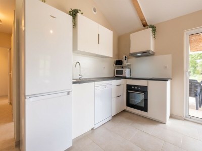 Holiday house Charming Holiday Home with Private Pool - Features photo 18