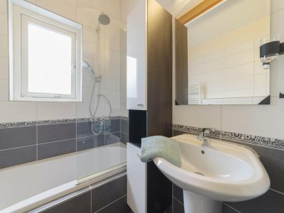 Holiday park Holiday Home in Quiet Park with Garden - Features photo 19