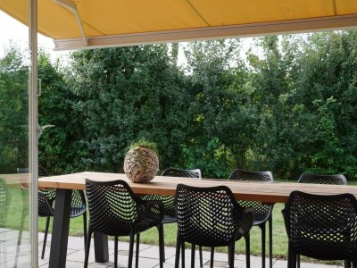 Holiday park Holiday Home in Quiet Park with Garden - Outdoor photo 10