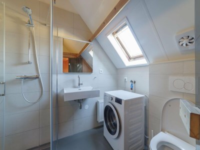 Holiday park Holiday Home in Zeeland with Spacious Garden - Features photo 16