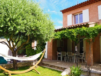 Holiday house Holiday Home in Pertuis with Private Pool - Outdoor photo 6