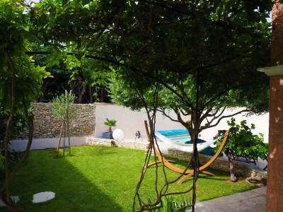 Holiday house Holiday Home in Pertuis with Private Pool - Outdoor photo 7