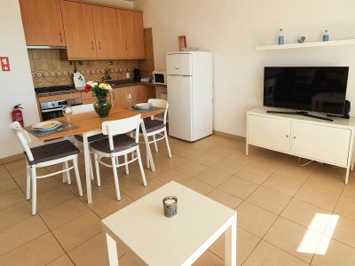 Apartment T1 Praiamar 3F  FR.MAR A/C ESTACIONAMENT - Features photo 8