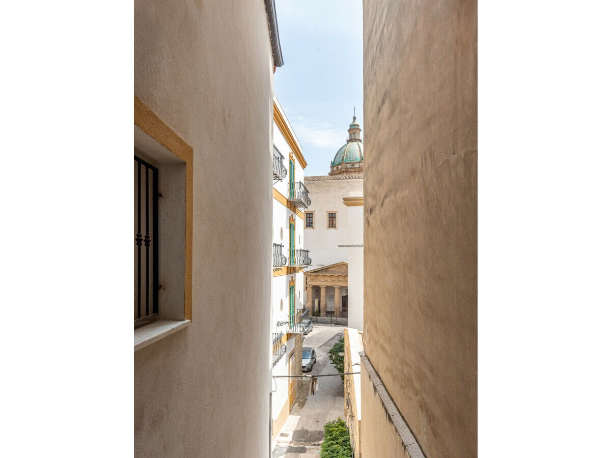 Apartment La casa sul Mercato