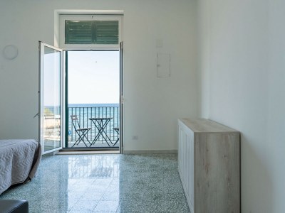 Apartment The Sea Outside Apartment 02 - Features photo 16