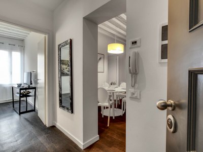 Apartment Biennale - Features photo 8