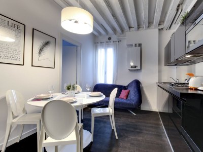 Apartment Biennale - Features photo 9