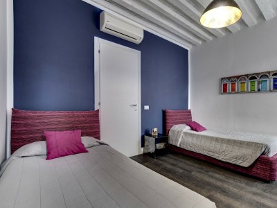 Apartment Biennale - Features photo 10