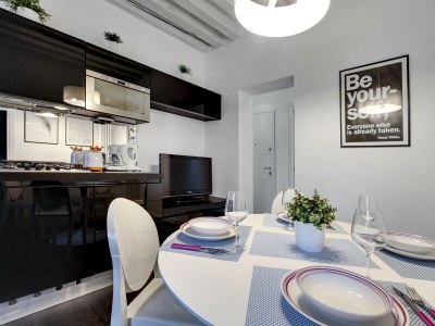 Apartment Biennale - Features photo 13