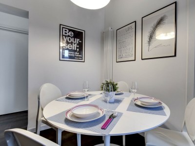 Apartment Biennale - Features photo 15