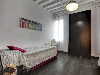 Apartment Biennale - Features photo 20