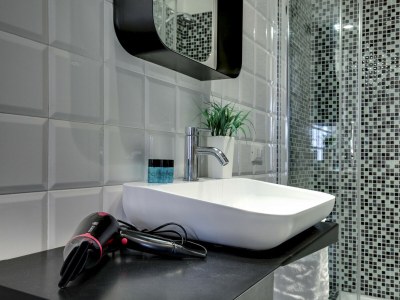 Apartment Biennale - Features photo 32