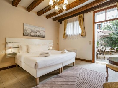 Holiday house Residenza Centopietre - Camera Pink - Features photo 18