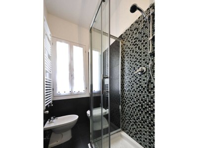 Apartment Colleoni Holidays 2 - Features photo 11