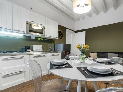 Apartment Gold Apartment - Features photo 3