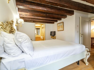 Apartment Gondola Luxury Apartment - Features photo 13