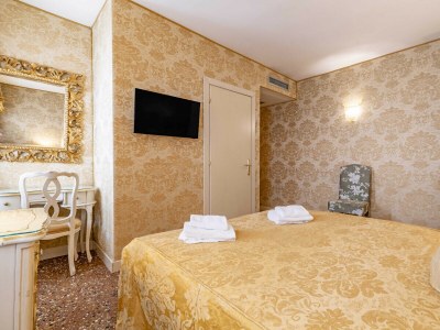 Apartment Ca' di Malta - Room 4 - Features photo 2