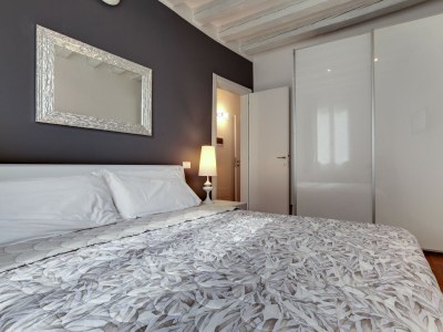 Apartment Venice Elegance - Features photo 11