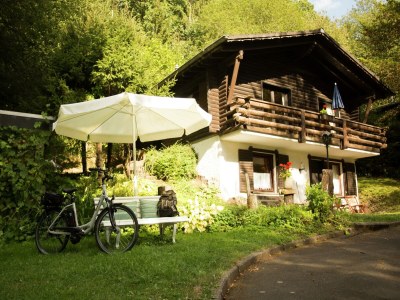 Holiday park Chalet in Reinskopf mit Kamin & Balkon in Snowy Eifel - Holiday park