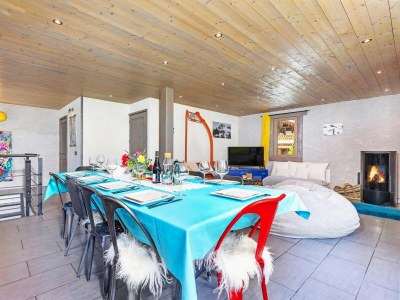 Chalet Chalet in Moulin with Sauna & Stunning Views - Features photo 17