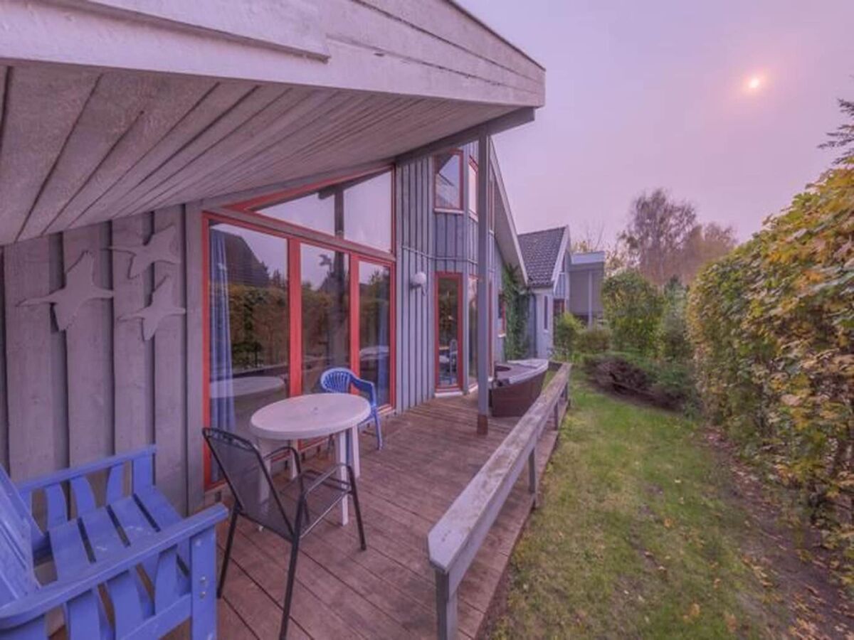 Holiday house Ferienhaus im Ferienpark Mirow - Outdoor photo 2