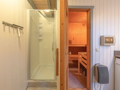 Holiday house Ferienhaus im Ferienpark Mirow - Outdoor photo 27