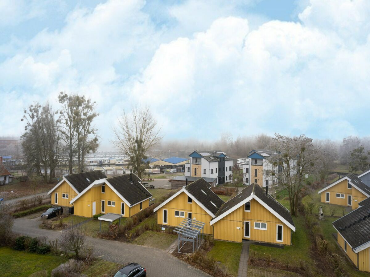 Apartment charmantes Appartement in Rechlin - Outdoor photo 2