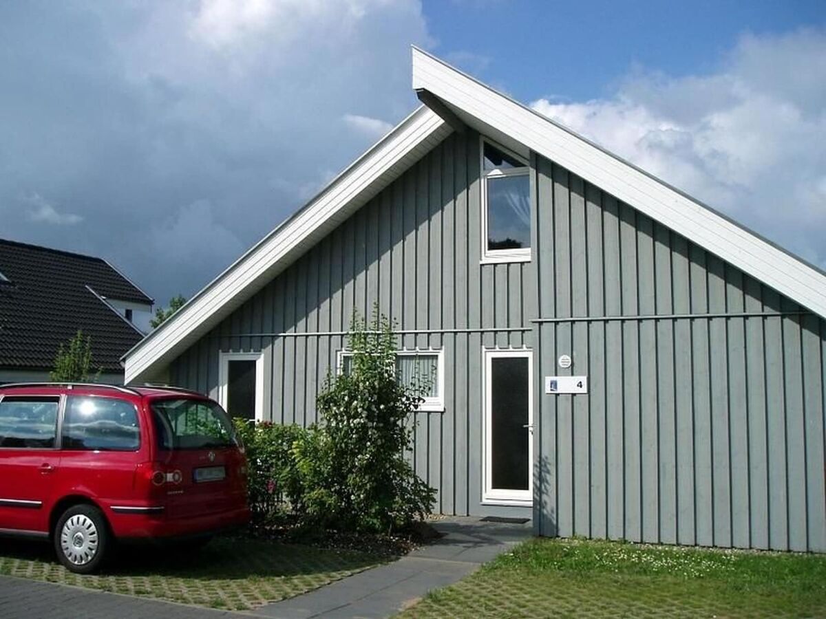 Holiday house Ferienhaus im Ferienpark Mueritz - Outdoor photo 2