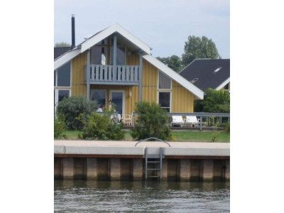 Holiday house Ferienhaus im Ferienpark Mueritz - Outdoor photo 4