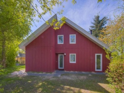 Holiday house Ferienhaus im Ferienpark Mirow - Outdoor photo 2