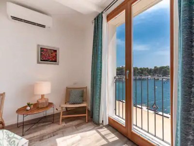 Apartment Mamma mia luxury rooms - Double Room with Sea View (Relaxing beachfront paradise) - 2 in Trogir Area - Apartment