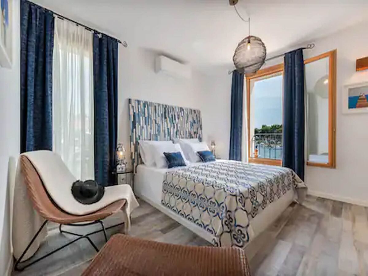 Apartment Mamma mia luxury rooms - Luxury  Double Room with Sea View (Gorgeous beachfront room) - 3 - Features photo 2