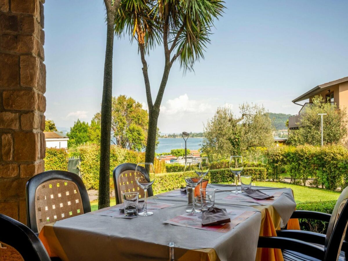 Holiday park Apartment in Manerba with barbecue - Outdoor photo 3